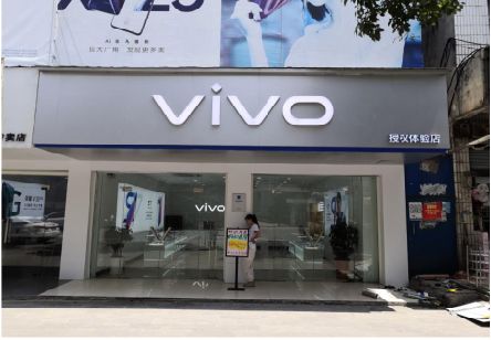 高县}做一个门店面广告招牌需要多少钱？