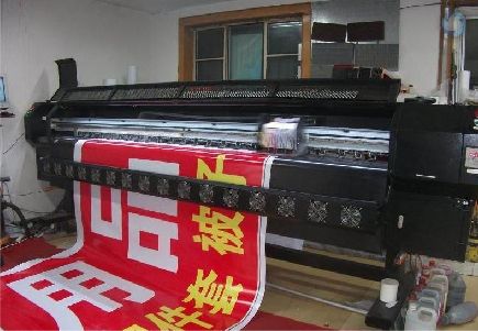 高县喷绘广告分辨率是多少？